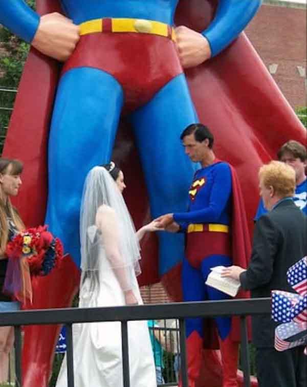 hilarious wedding costumes02 Hilarious Wedding Costumes
