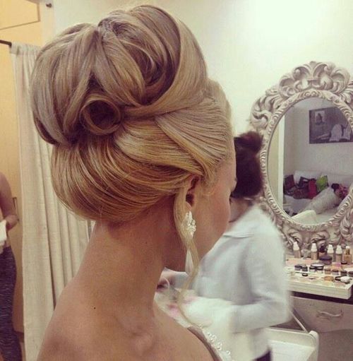 this is it. I love love love the big sock buns: 
